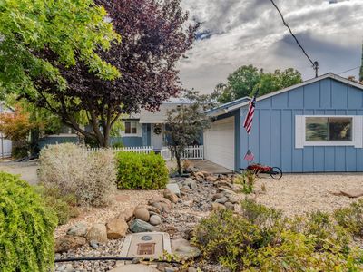270 Patricia Ln