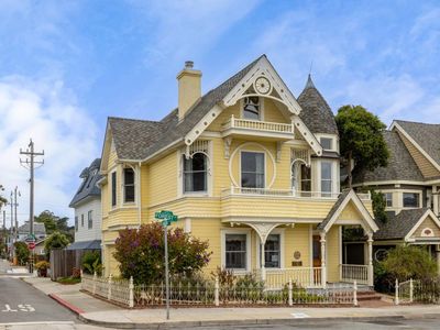 132 Forest Ave