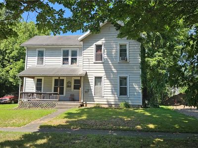 106 Maple Ave