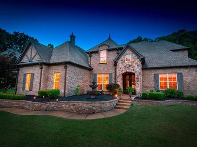 10195 Maple Run Dr