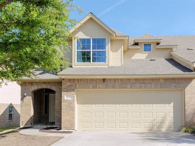 230 Greathouse Vlg