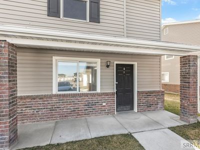 448 Raven Way APT D