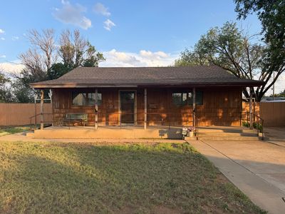 Property at 107 N 17th St, Lamesa, TX