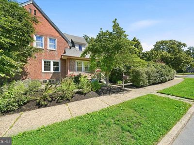 201 S Bancroft Pkwy
