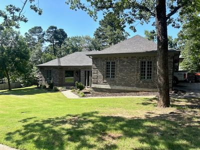 12 Live Oak Ln