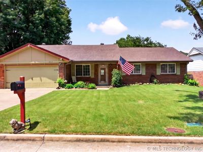 1815 Woodland Rd