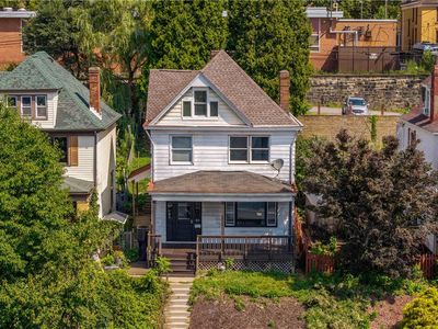 213 E Meyers St