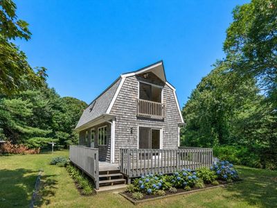 32 Acushnet Rd