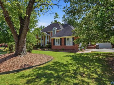 1544 Black Hall Ln SE