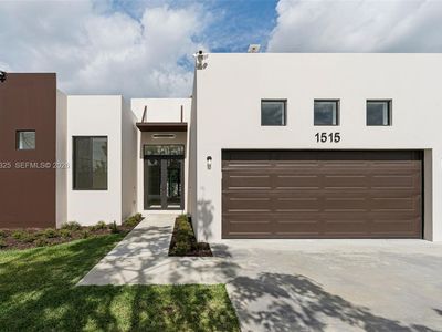 1515 SW 40th Ter