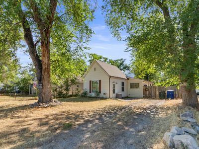 3296 Ogden Ave