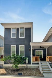 325 W Rock St