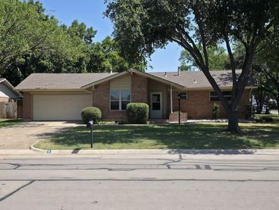 1300 Amherst Dr