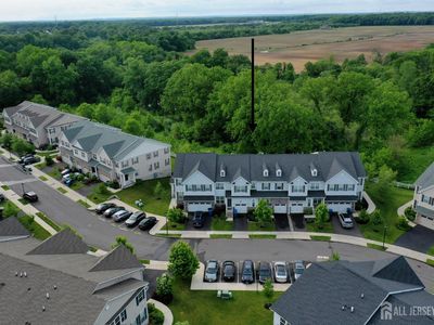 44 Begonia Ln