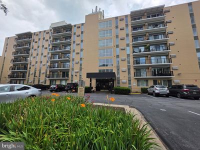 200 Highland Ave APT 210