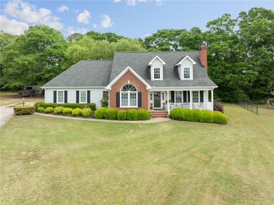 320 Huddersfield Dr
