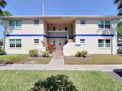 1528 SE Royal Green Circle #204