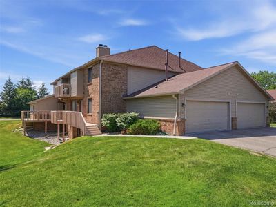 7058 Elmhurst #1