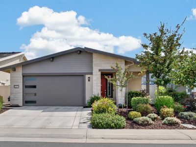 2073 Earthlight Ln