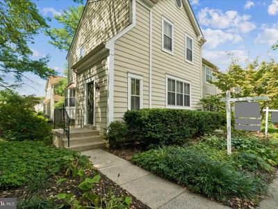 20014 Lake Park Dr #121