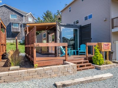 335 Hillsdale St W