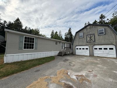 61 Sunset Avenue