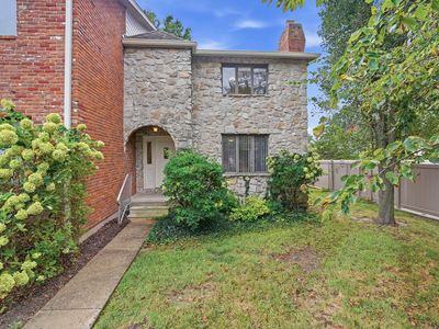 104 E Green Meadows Rd APT 22