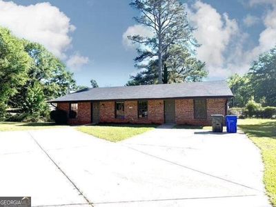 Property at 1050 Chestnut Oak Ct NE #A & B, Conyers, GA
