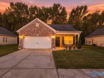 148 Lincoln Gray Cir