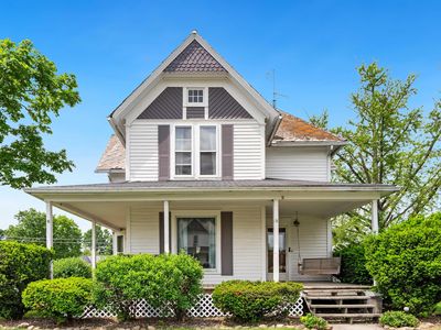 226 S Main St