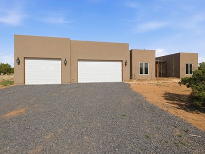 39 Monterey Rd