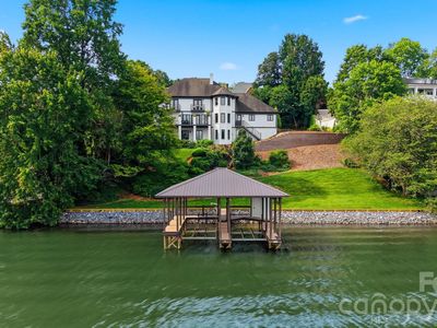 476 44th Avenue Dr NW