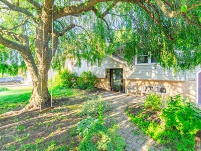 15 Orchid Ct