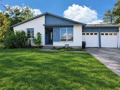 1923 Spiceberry Ln