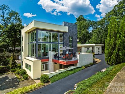 1165 Merrimon Ave