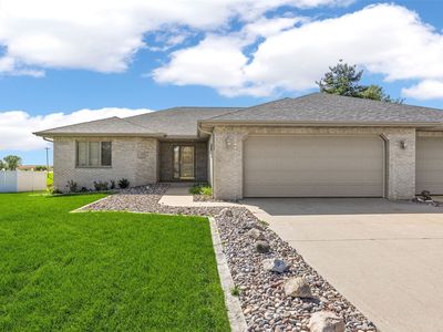 23620 Gombert Dr