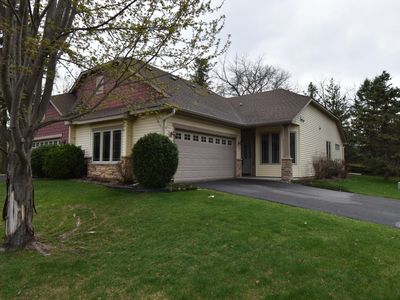 2318 Olivia Ct E
