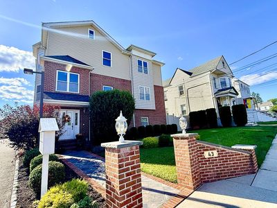 43 Bridge St #1