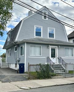 118 Evans St