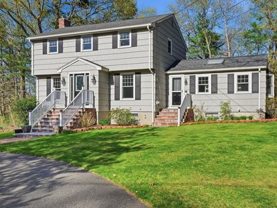 3 Fairway Dr