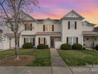 4028 Center Place Dr