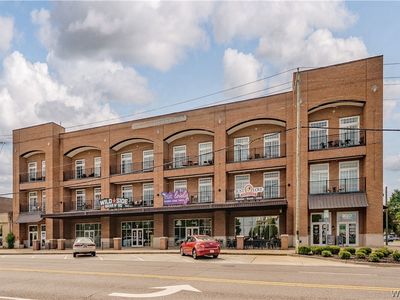 2529 University Blvd #10