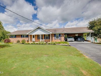 6800 Newport Hwy