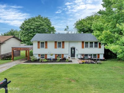 2029 Swarthmore Ln