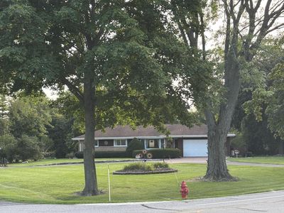 1701 W Donges Bay ROAD