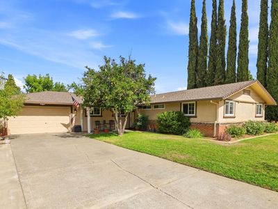 4329 Cottage Way