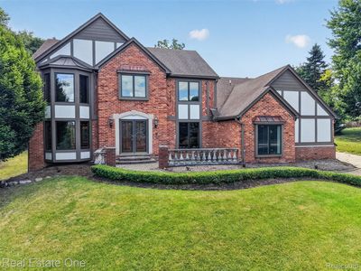 871 Stanford Ct