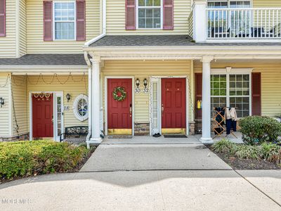 30 Oxford Court