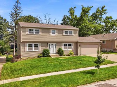 304 Norman Dr NE