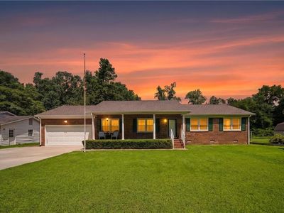 110 Bayberry Ln